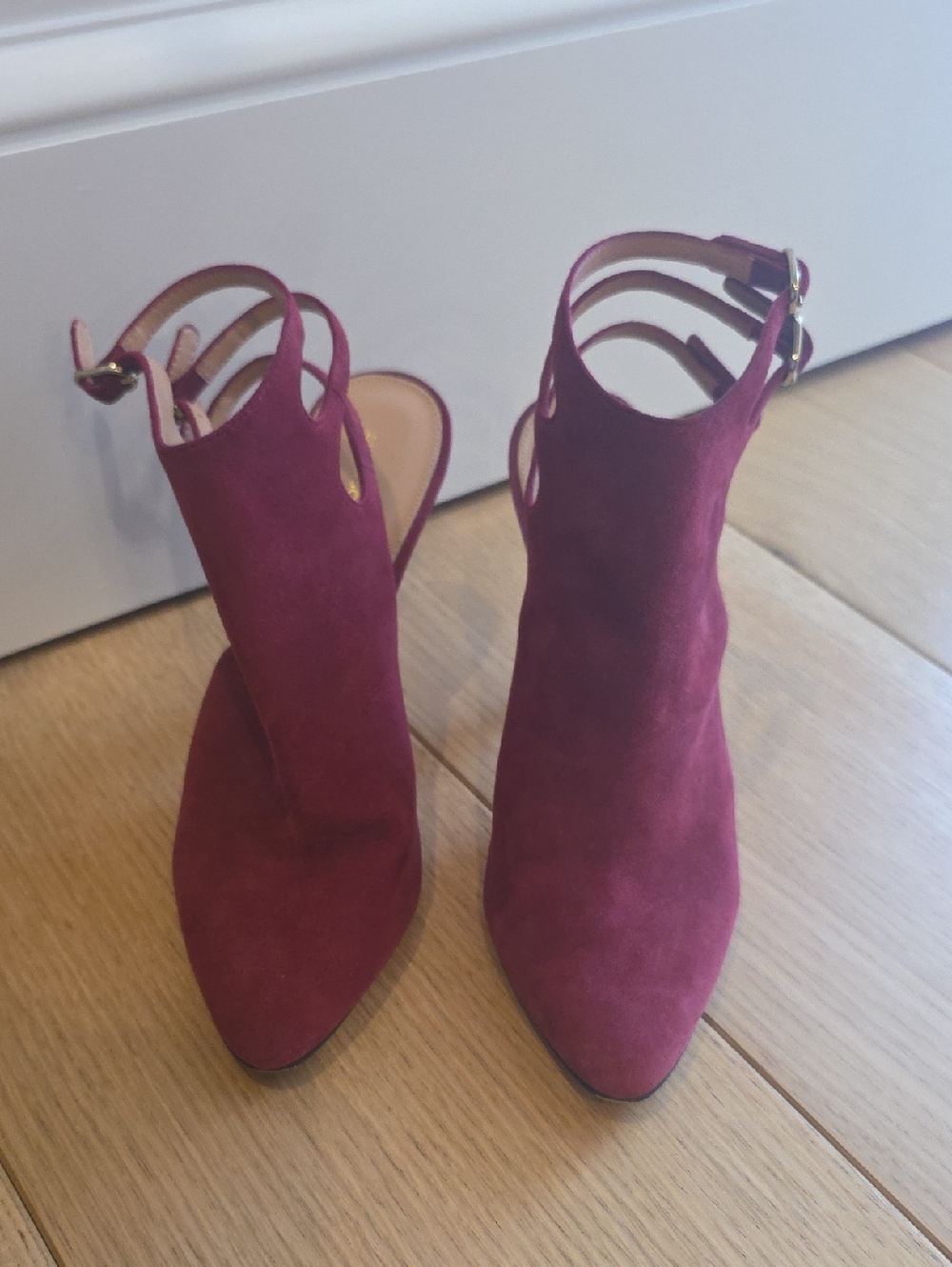 Sigerson Morrison Women's Red Suede Pointed-Toe Ankle Strap Bootie/heel